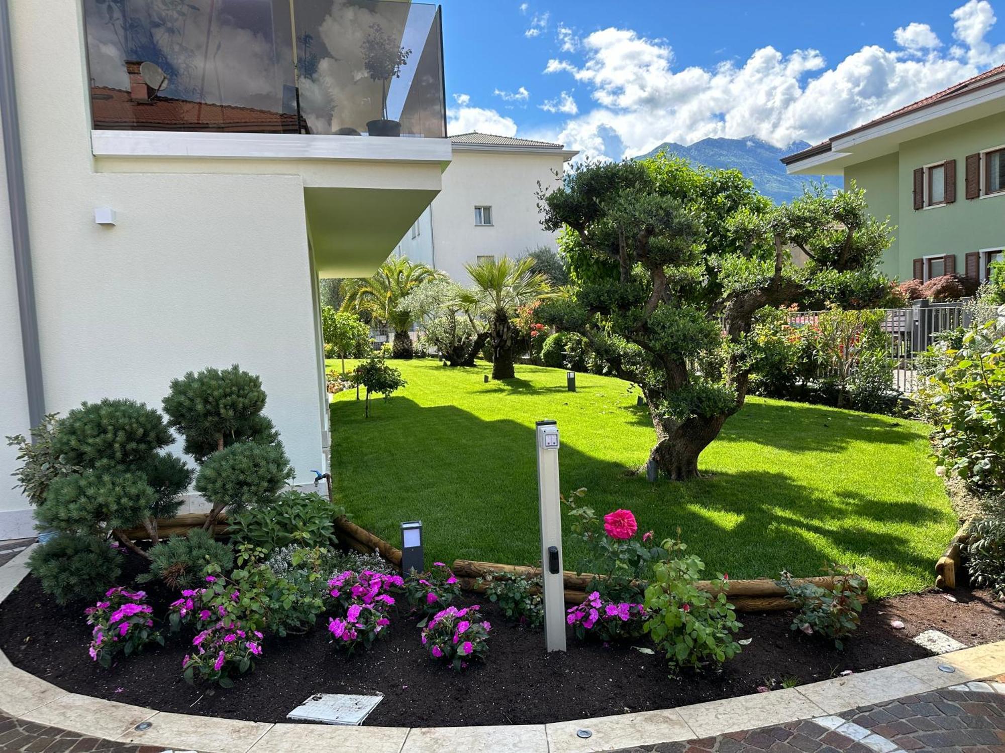 Residence Villa Dalila - Appartamento Dalila Riva del Garda Eksteriør billede